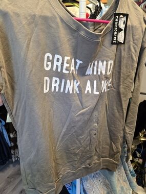 Olive Graphic Sweatshirt - GREAT MIND DRINK ALIKE